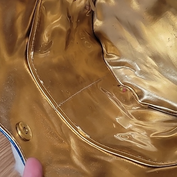 Y2K Hello Kitty Bowler Vinyl Sparkly Shoulder Bag - Picture 11 of 16